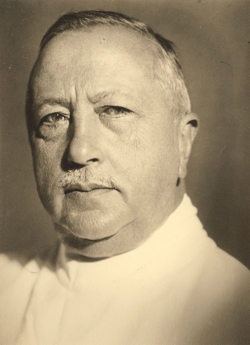 Carl Henschen (Bildarchiv UB)